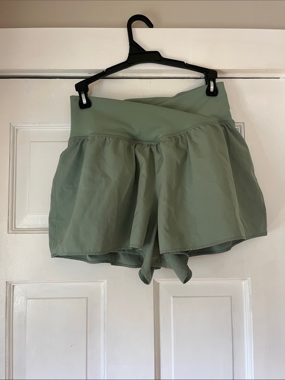 Women’s High-Waist Athletic Butterfly Shorts in Sage Green